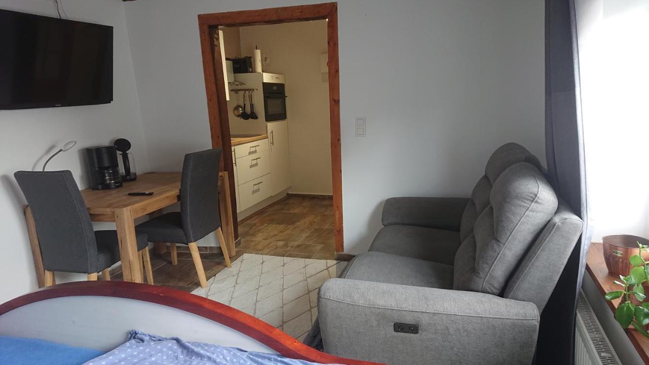 Kleine Gemuetliche Ferienwohnung Im Fachwerkstil Wolfsburg Exterior photo